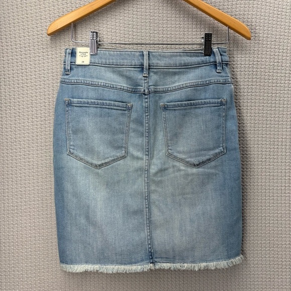 NWT Abercrombie And Fitch Women’s Denim Jean Skirt Sz 28 Preppy Y2K Casual - Picture 5 of 8